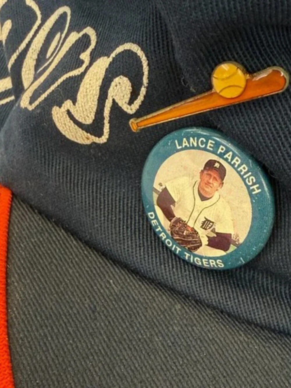 VINTAGE 80s DETROIT TIGERS CAP HAT MENS S/M MLB BASEBALL PIN BUTTON MADE IN USA